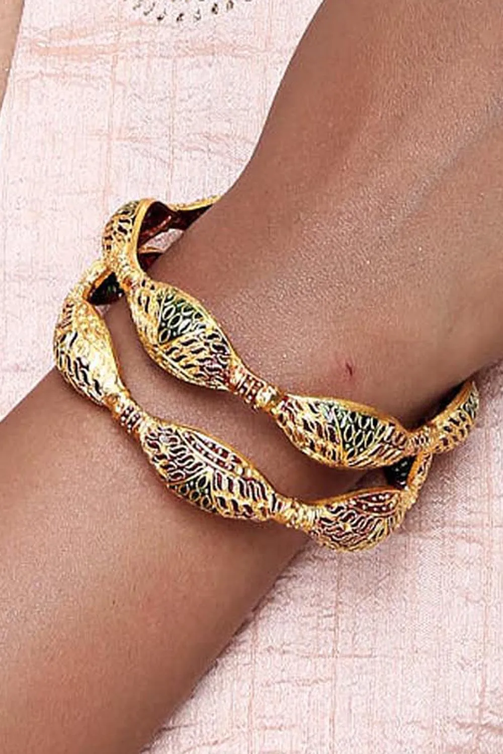 Alloy Bangles in Gold