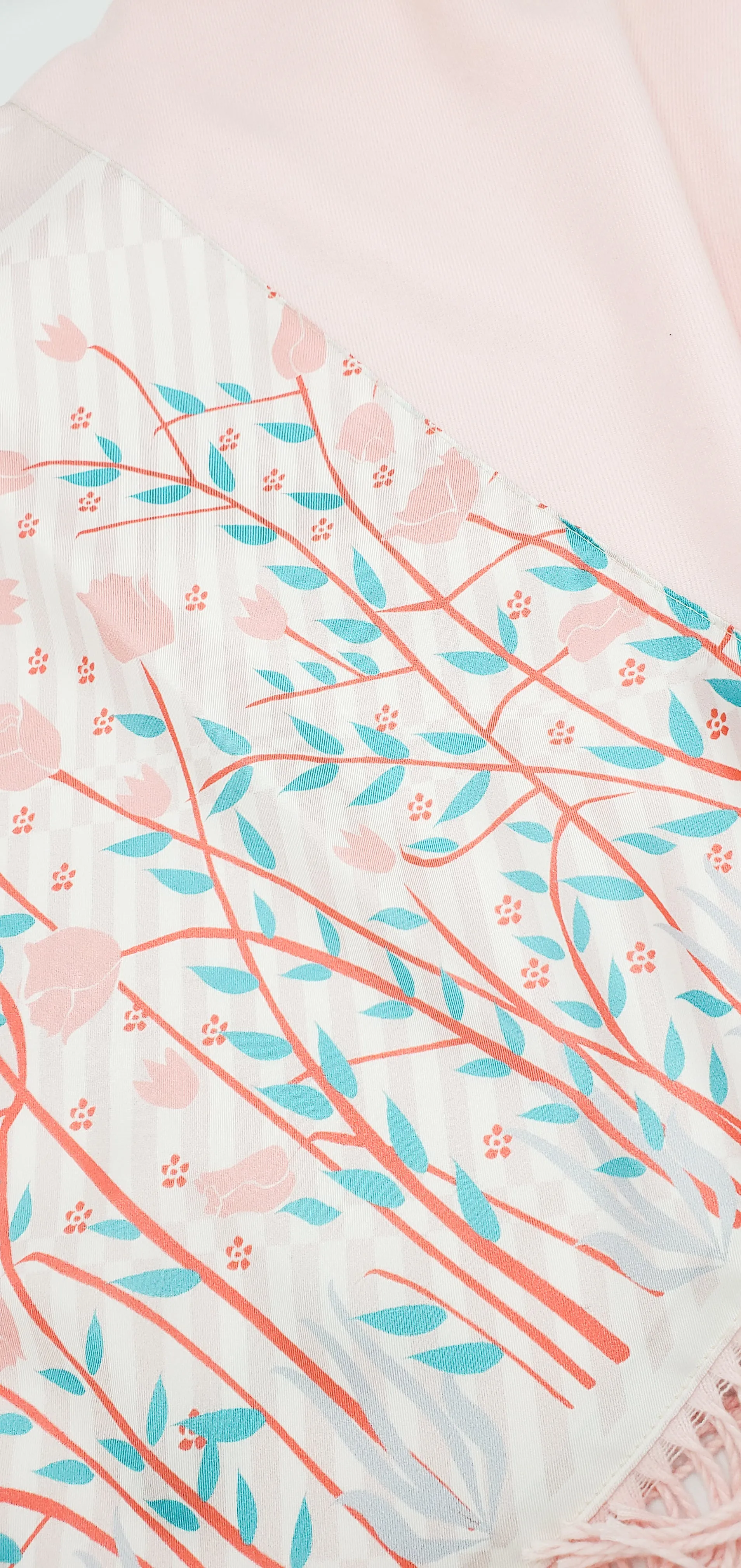 Biainili Pink Tulip Long Cashmere Backed Stole