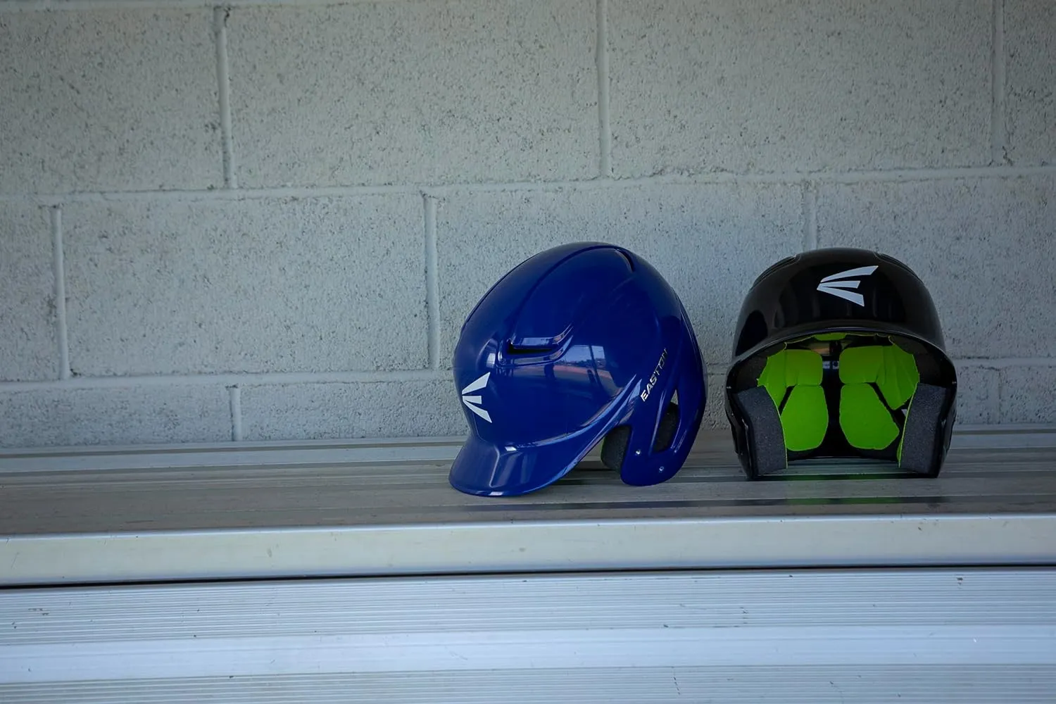 Easton | CYCLONE Batting Helmet | T-Ball / Baseball / Softball | Youth & Adult Sizes | Multiple Colors