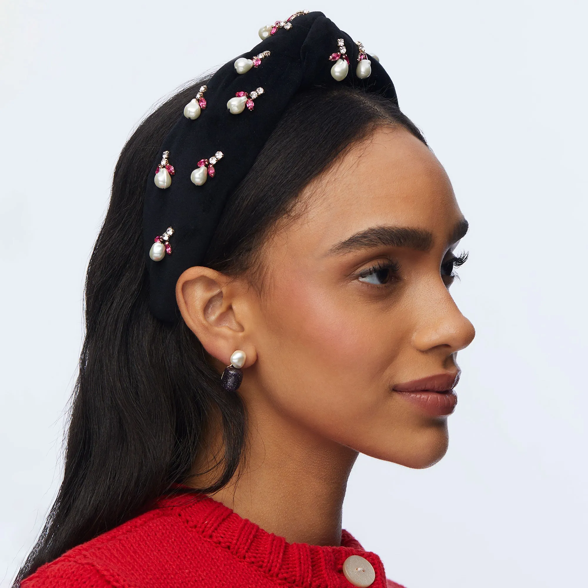 JET ACORN PEARL KNOTTED HEADBAND