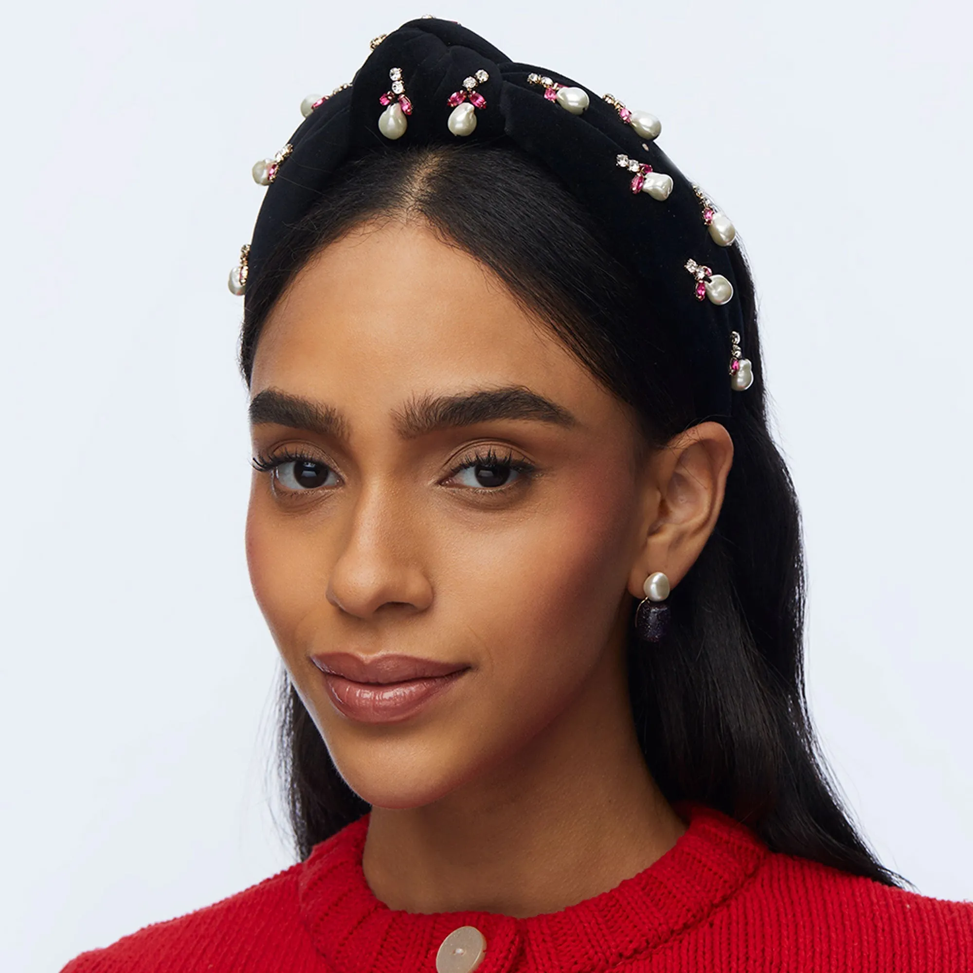 JET ACORN PEARL KNOTTED HEADBAND