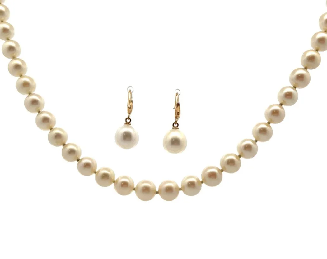 Pearl Earrings & Pearl Strand Necklace with Diamond & 18ct Yellow Gold Clasp